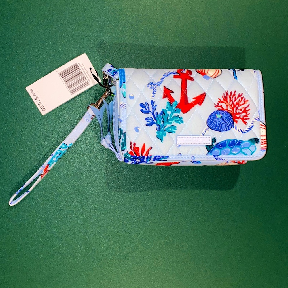 3 in 1 Vera Bradley Crossbody purse (Anchors Aweigh)